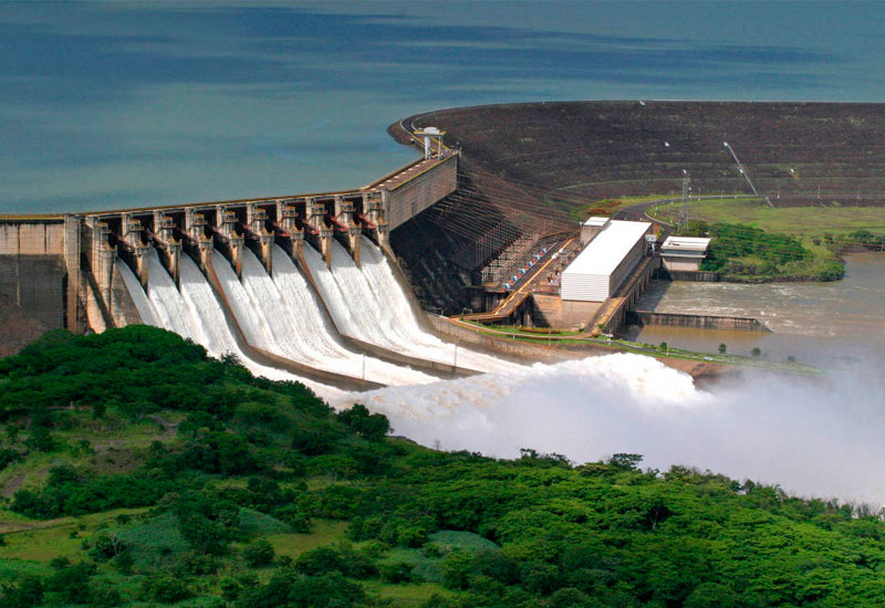 Investimentos em energia quadruplicam